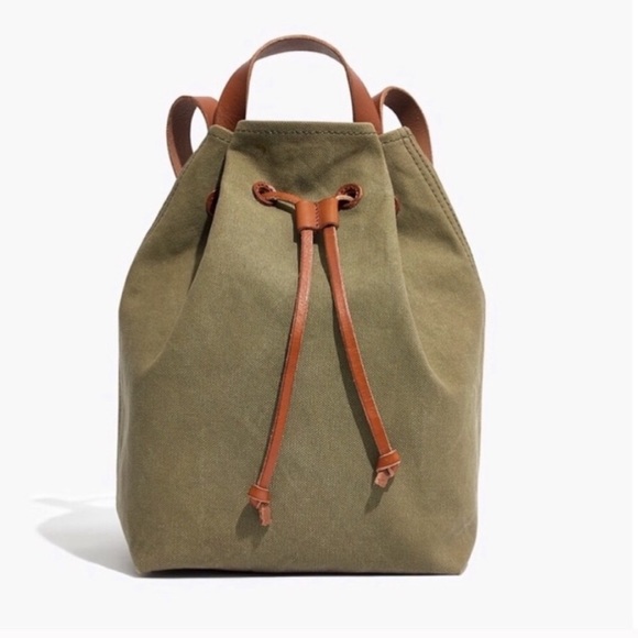 Madewell Handbags - 🎉HP NWT! Madewell canvas somerset backpack